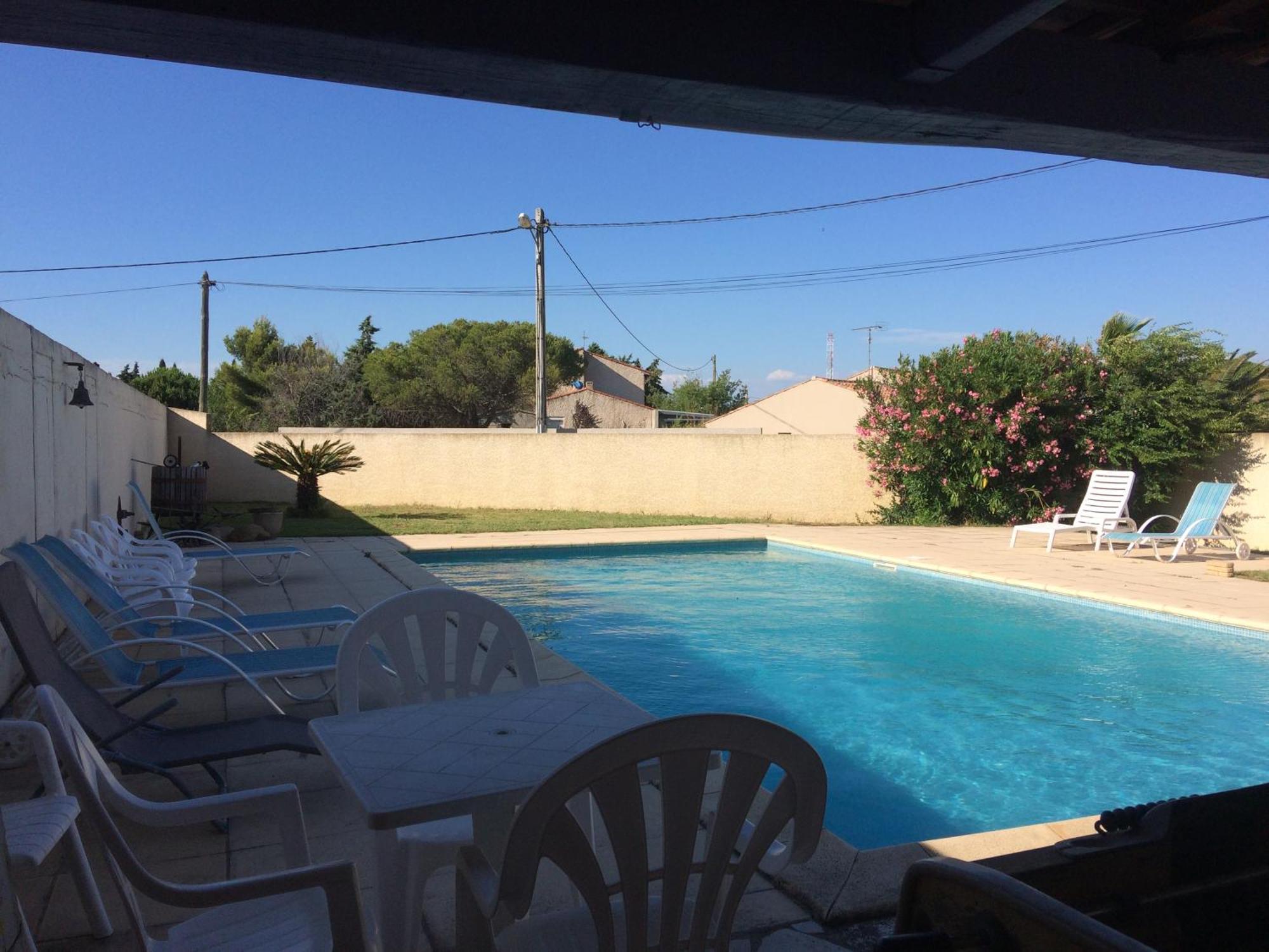 Les Hirondelles Appartement Bessan Buitenkant foto